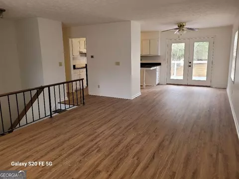 112 Clearwater Dr, Lagrange, GA 30241 photo 3