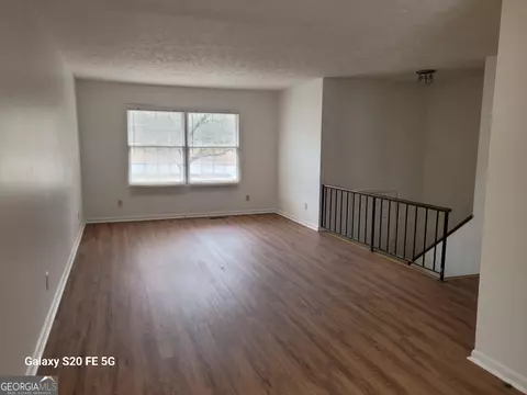 112 Clearwater Dr, Lagrange, GA 30241 photo 2