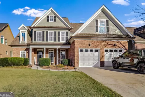 169 Blue Creek Ln, Loganville, GA 30052