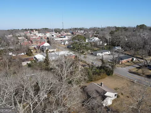 400 Spring St, Washington, GA 30673 photo 3