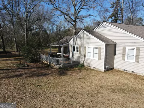 400 Spring St, Washington, GA 30673 photo 4