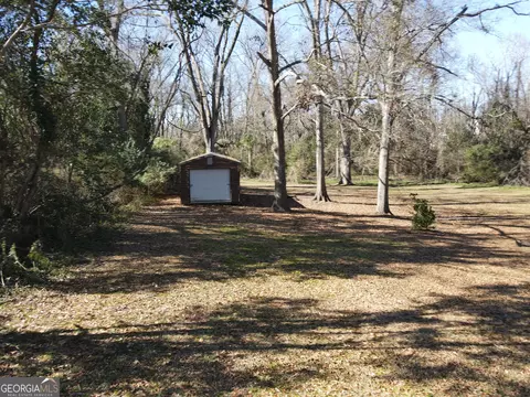 400 Spring St, Washington, GA 30673 photo 5