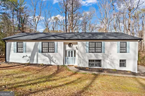 607 Ann Ct, Woodstock, GA 30188