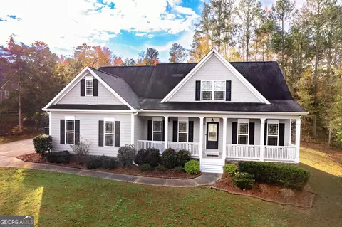 510 Deer Lake Dr, Griffin, GA 30224