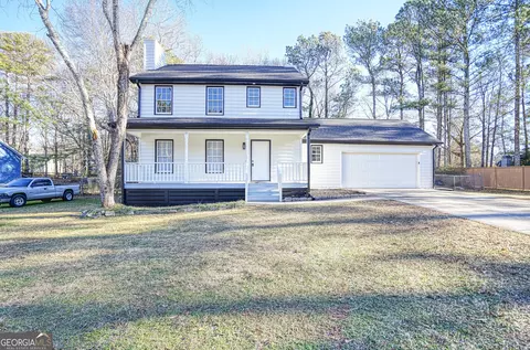 745 Fallowfield Dr, Loganville, GA 30052