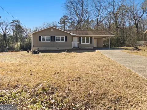 215 Lovebridge Dr SE, Calhoun, GA 30701