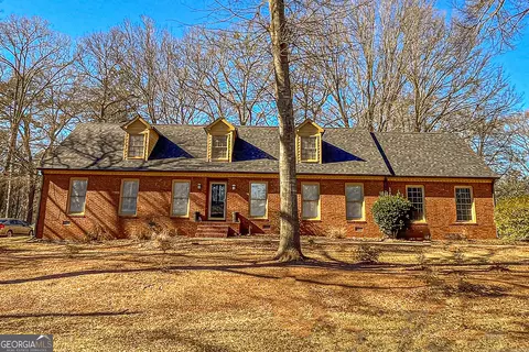 139 Club Cir, Stockbridge, GA 30281