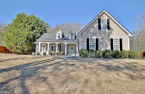 404 Bellway Ct, Tyrone, GA 30290