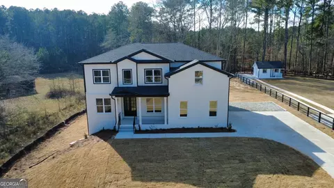 2902 Centerville Rosebud Rd, Snellville, GA 30039