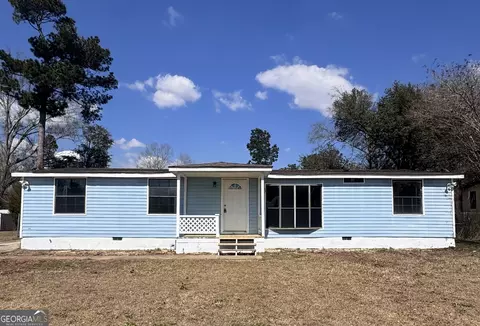 611 Heartwood Ln, Albany, GA 31705