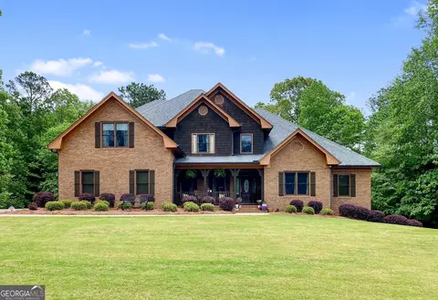 200 Enfield Ln, Mcdonough, GA 30252