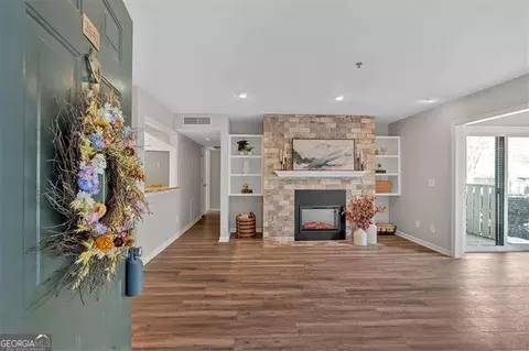 2642 Vinings Central Dr SE #3, Atlanta, GA 30339