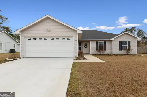 307 Norwood Dr, Kingsland, GA 31548