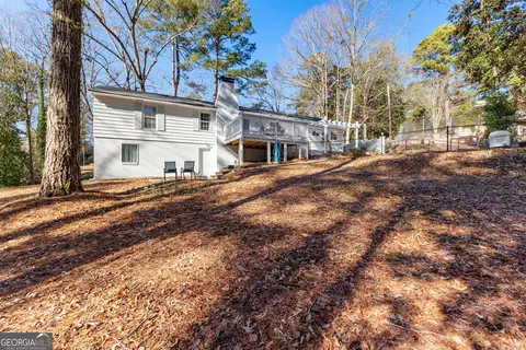 Exterior - 736 Cherokee Rd, Lagrange, GA 30240 photo 14 of 17