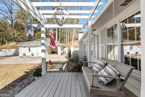 Exterior - 736 Cherokee Rd, Lagrange, GA 30240 photo 15 of 17