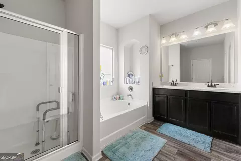 Bath - 120 Emerson Trl, Covington, GA 30016 photo 1 of 3
