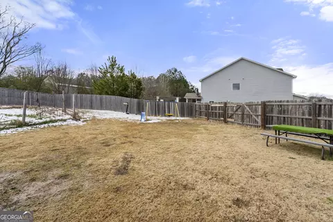 Exterior - 120 Emerson Trl, Covington, GA 30016 photo 6 of 6