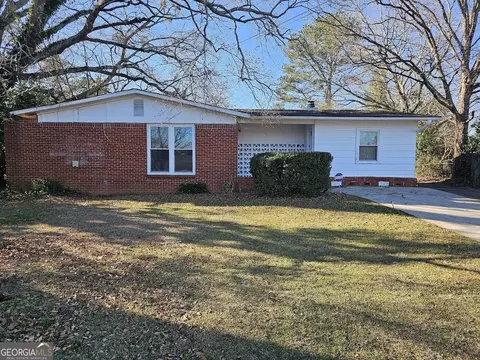 1613 Gilston Ct, Decatur, GA 30032