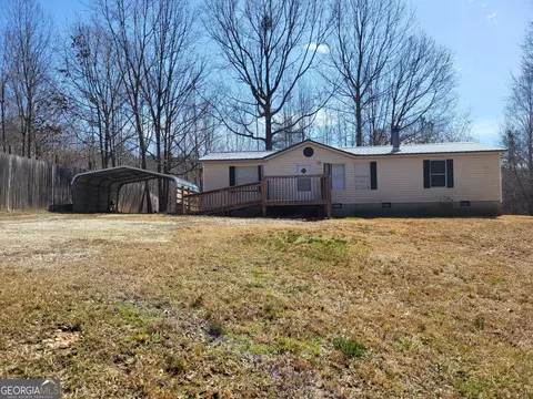 Exterior - 1612 N Hicks Rd, Toccoa, GA 30577 photo 8 of 8