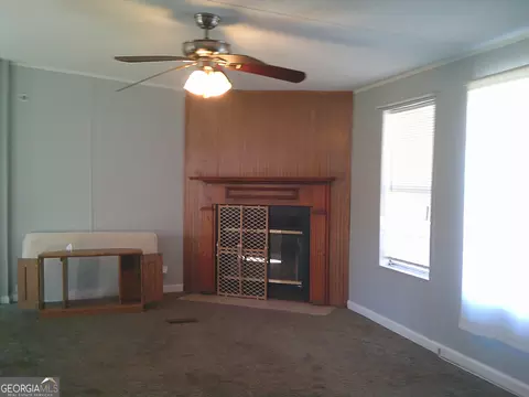 Living - 1612 N Hicks Rd, Toccoa, GA 30577 photo 2 of 6