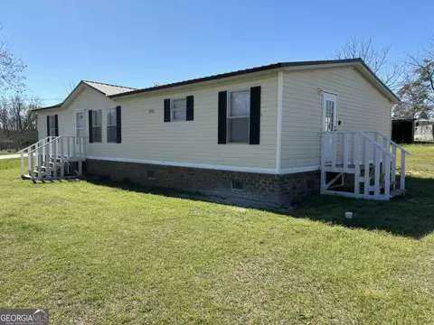 540 Portal Crossing Loop, Portal, GA 30450