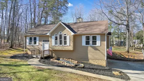 15 Indian Woods Dr NE, Rydal, GA 30171