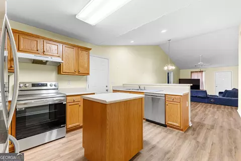 306 Lenox Cir, Lagrange, GA 30241 photo 8
