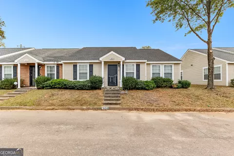 306 Lenox Cir, Lagrange, GA 30241