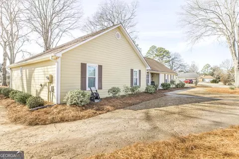 110 Shallowford Rd, Warner Robins, GA 31088 photo 4