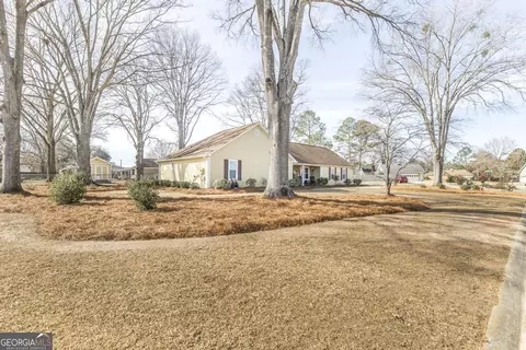 110 Shallowford Rd, Warner Robins, GA 31088 photo 2