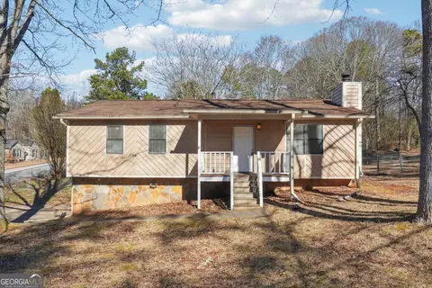 3855 N Quail Dr, Douglasville, GA 30135