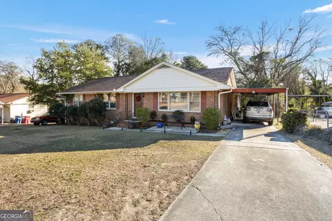 2725 Alandale Dr, Macon, GA 31211