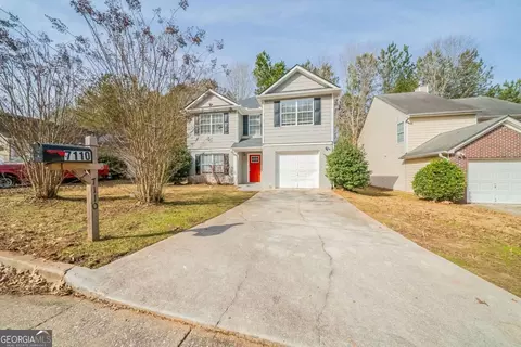 7110 Ravenwood Ln, Lithonia, GA 30038