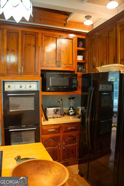 Kitchen - 351 West Ave, Jackson, GA 30233 photo 2 of 2