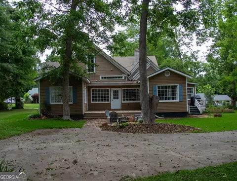 Exterior - 351 West Ave, Jackson, GA 30233 photo 3 of 7