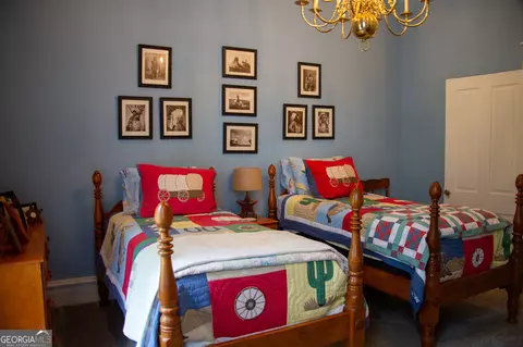 Bedroom - 351 West Ave, Jackson, GA 30233 photo 5 of 8
