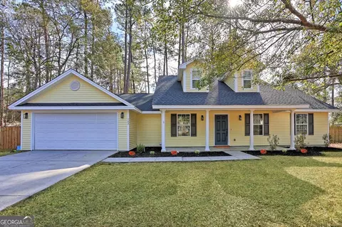 102 Crooked Oaks Dr, Rincon, GA 31326