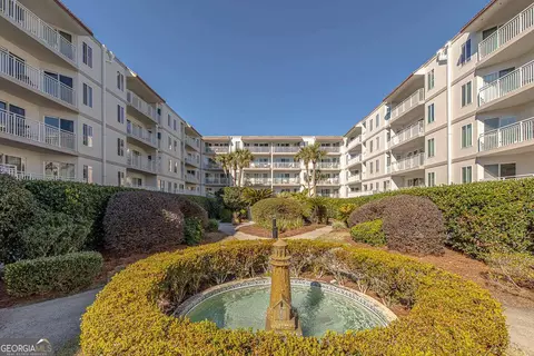 1440 Ocean Blvd #120, St. Simons, GA 31522