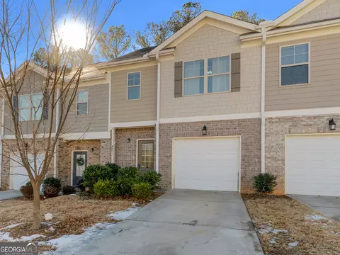 8471 Douglas Trl, Jonesboro, GA 30236