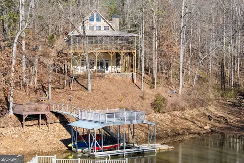 355 Muffit Dr, Wedowee, AL 36278