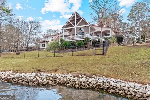 163 NE Knight Dr, Milledgeville, GA 31061