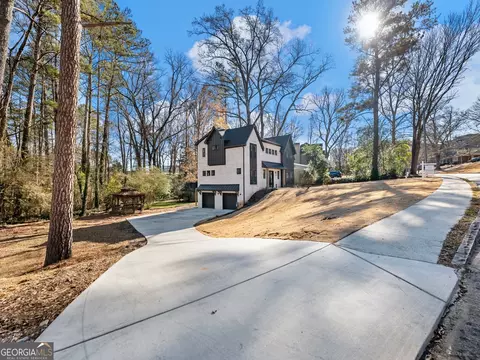 3491 Sexton Woods Dr, Atlanta, GA 30341 photo 83