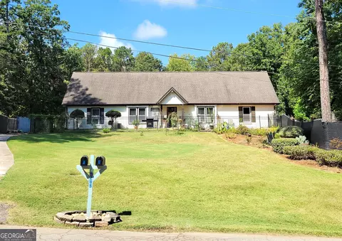 9285 Cedar Ridge Dr NW, Covington, GA 30014