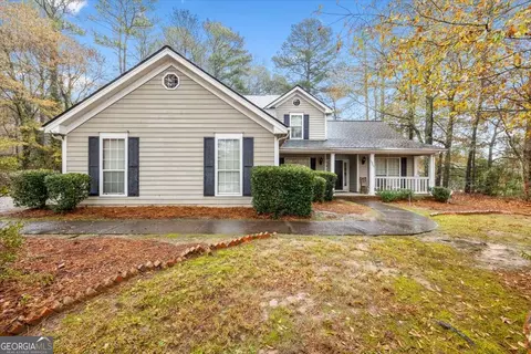 3900 Belle Glade Trl, Snellville, GA 30039