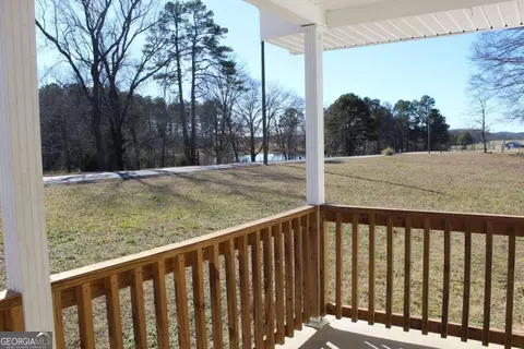390 Garrison Rd, Carnesville, GA 30521 photo 4