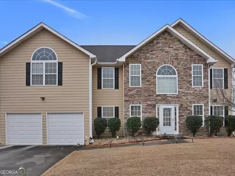 4924 Estonian Dr, Fairburn, GA 30213