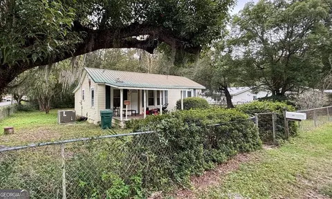 201 S Island St, Kingsland, GA 31548