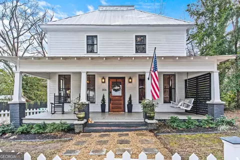306 W South St, Greensboro, GA 30642