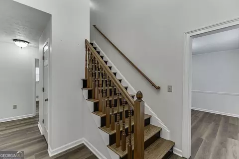 1530 Plunketts Rd, Buford, GA 30519 photo 7
