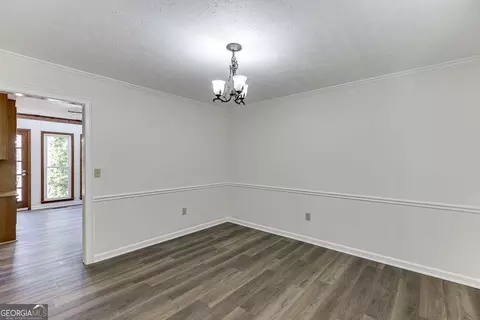 1530 Plunketts Rd, Buford, GA 30519 photo 11